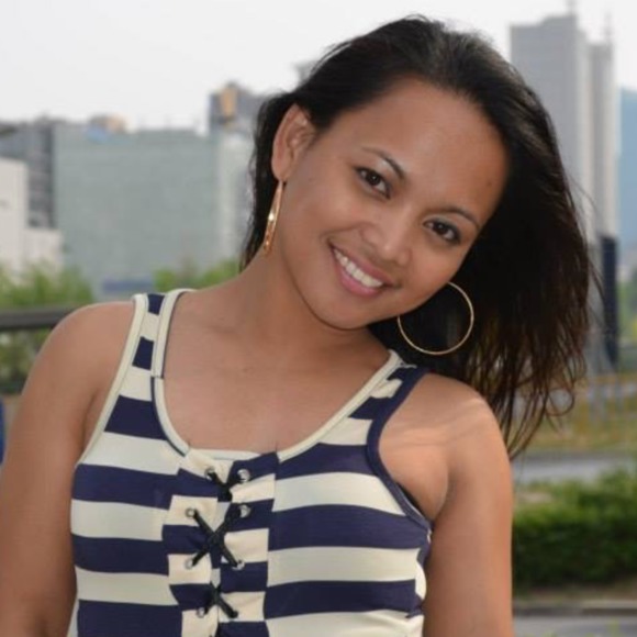 Meet your Posher, Rosielyn - Picture 1 of 1